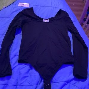 Body suit size m color black brand Sofia vergara